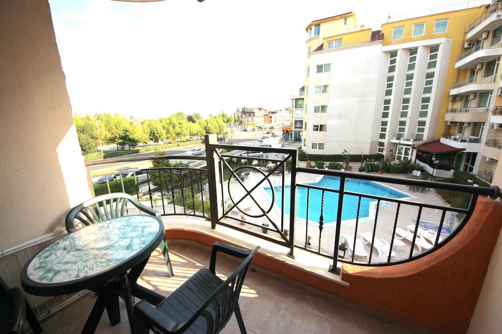Menada Sea Regal Apartments サニービーチ 部屋 写真