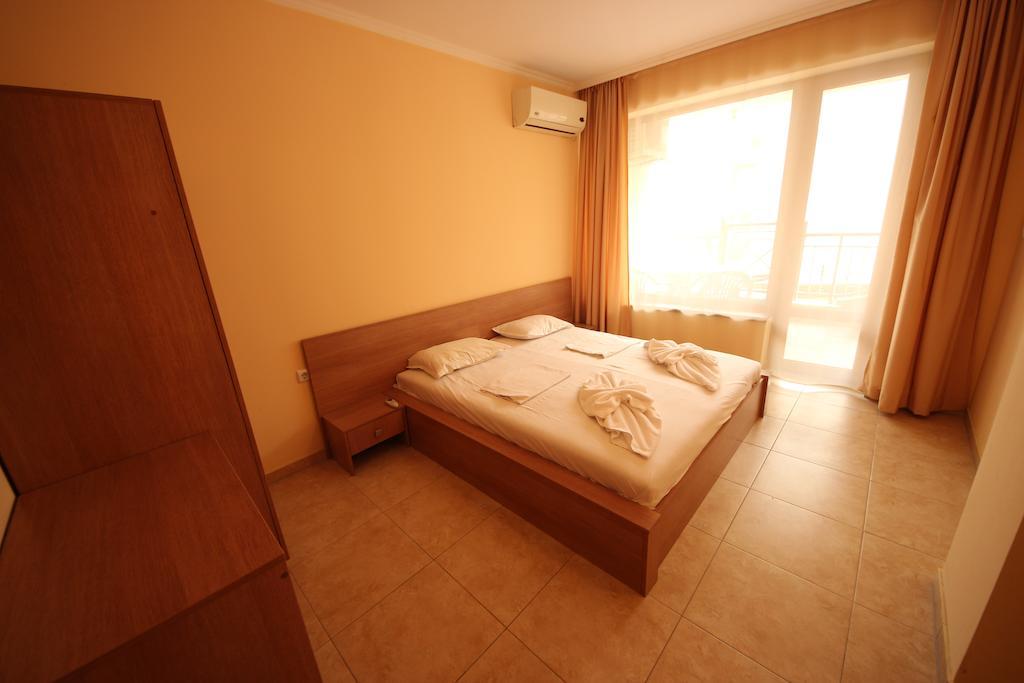 Menada Sea Regal Apartments サニービーチ 部屋 写真