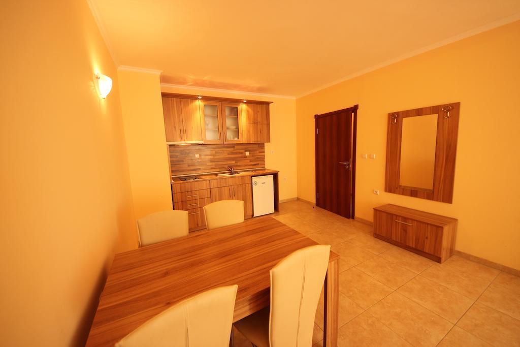 Menada Sea Regal Apartments サニービーチ 部屋 写真