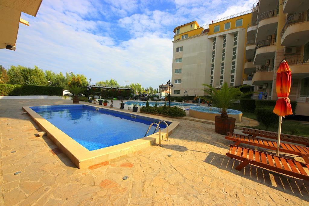 Menada Sea Regal Apartments サニービーチ エクステリア 写真
