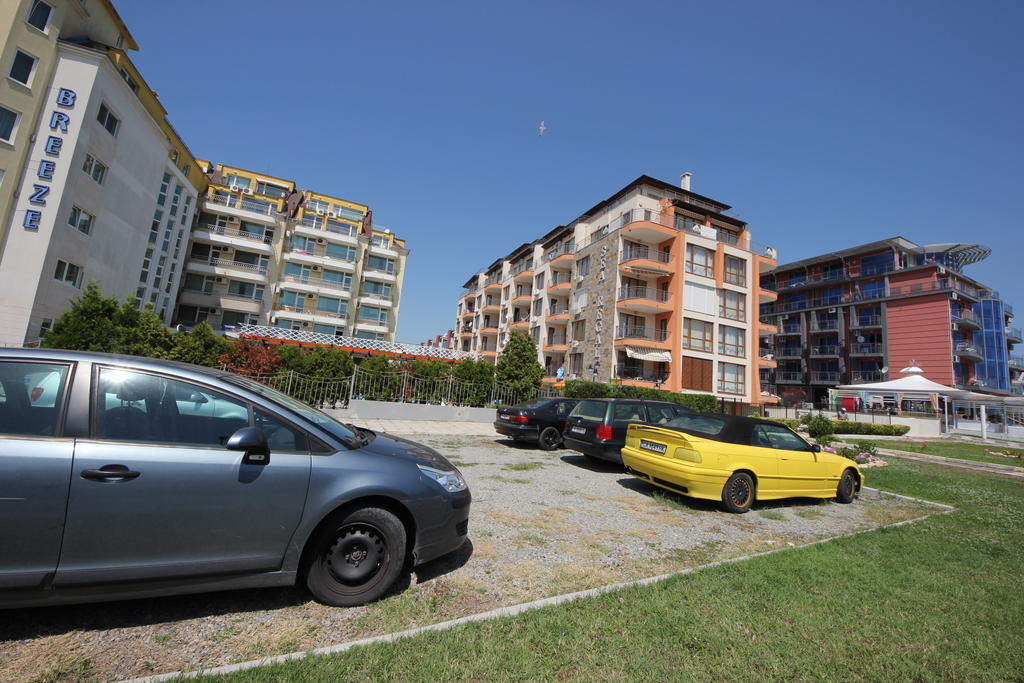 Menada Sea Regal Apartments サニービーチ エクステリア 写真