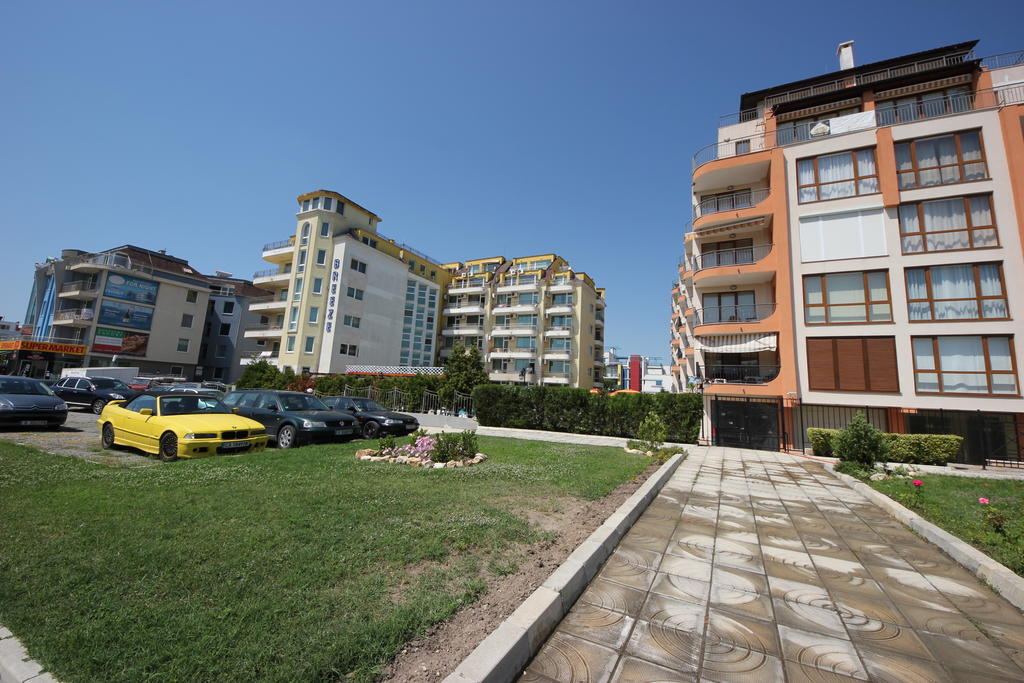 Menada Sea Regal Apartments サニービーチ エクステリア 写真