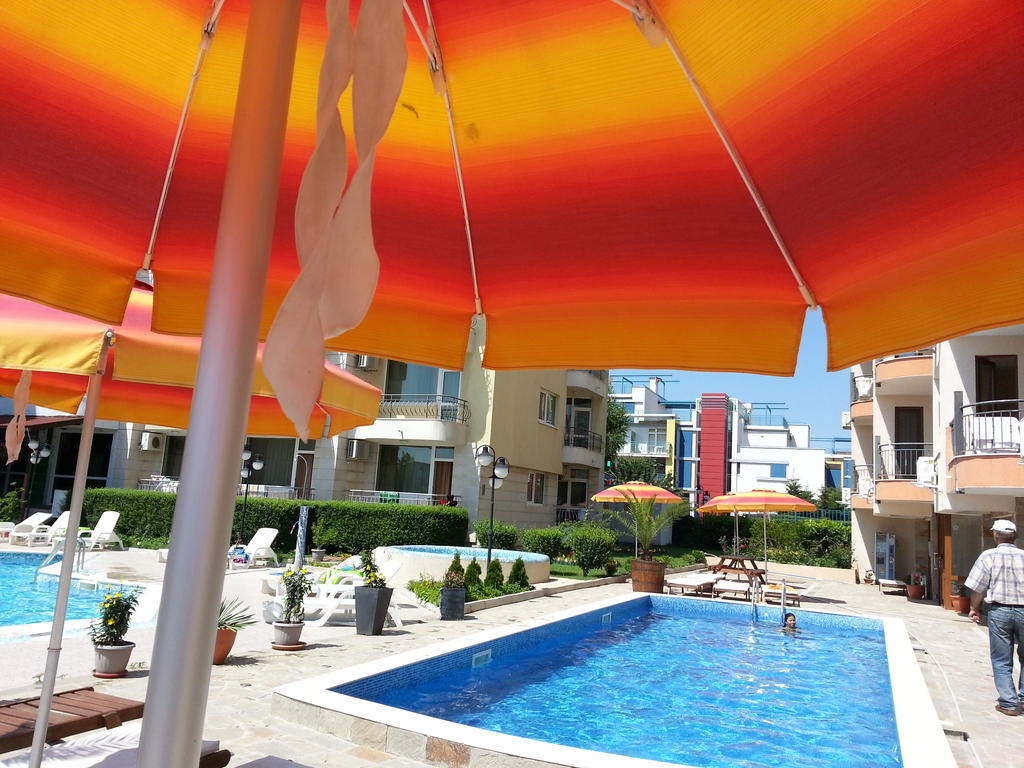 Menada Sea Regal Apartments サニービーチ エクステリア 写真