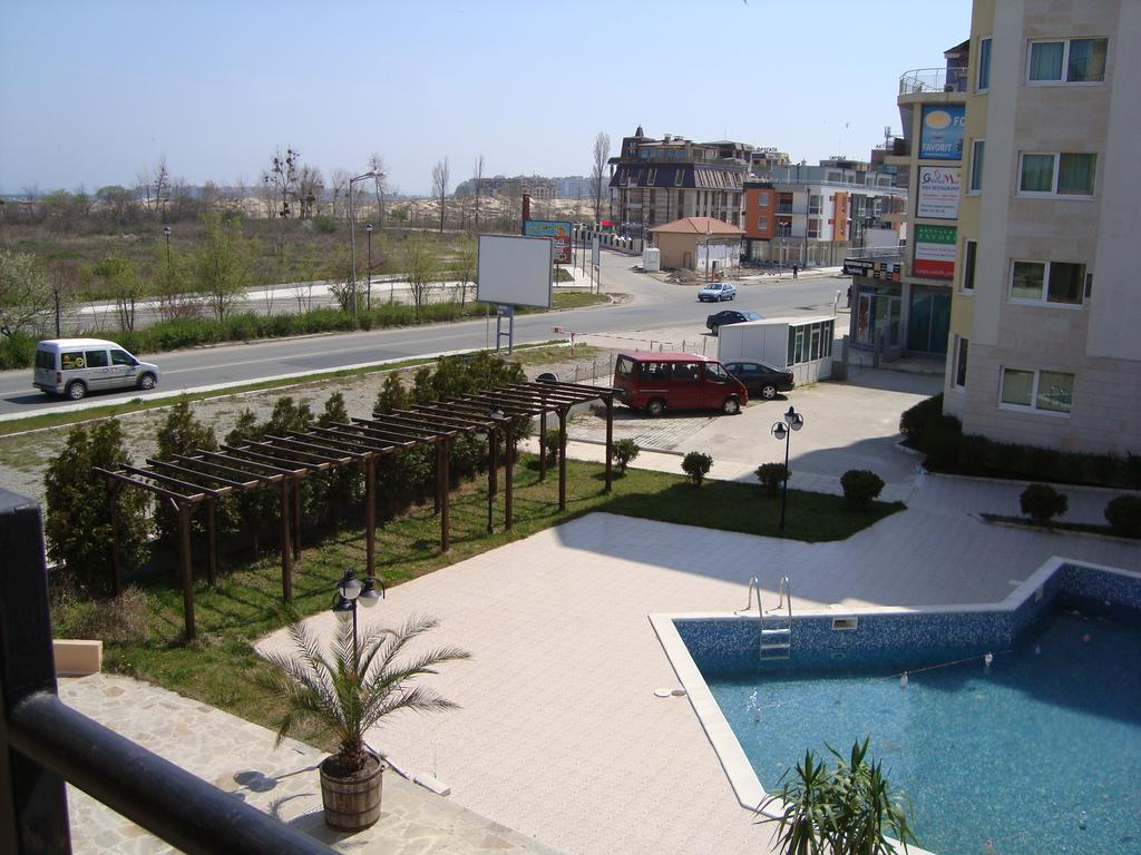 Menada Sea Regal Apartments サニービーチ エクステリア 写真