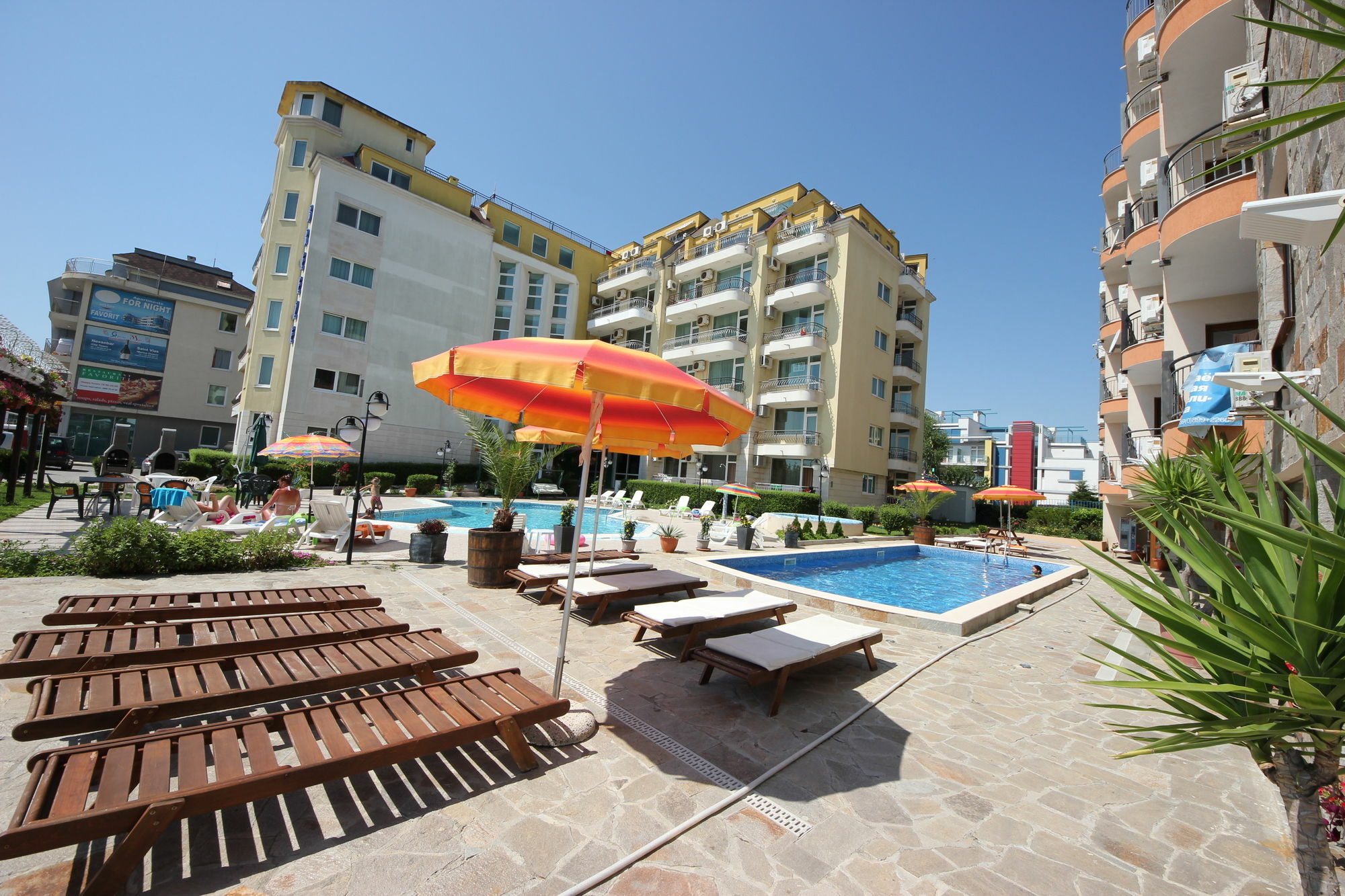 Menada Sea Regal Apartments サニービーチ エクステリア 写真